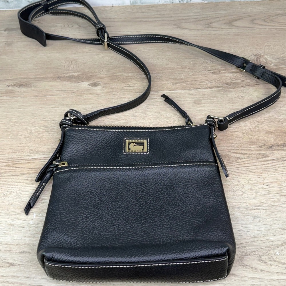 Dooney & Bourke North South Crossbody Pebbled Leather Black